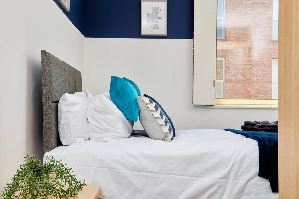 Swanky City Centre Apartment Lincoln Exterior photo