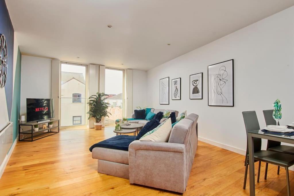 Swanky City Centre Apartment Lincoln Exterior photo