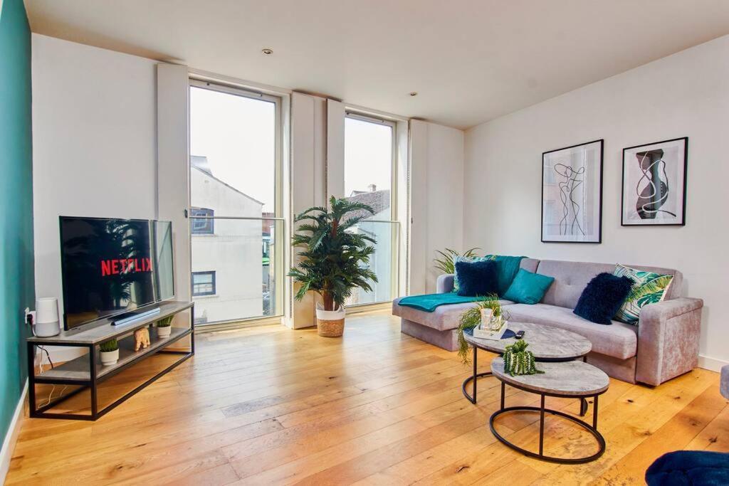 Swanky City Centre Apartment Lincoln Exterior photo