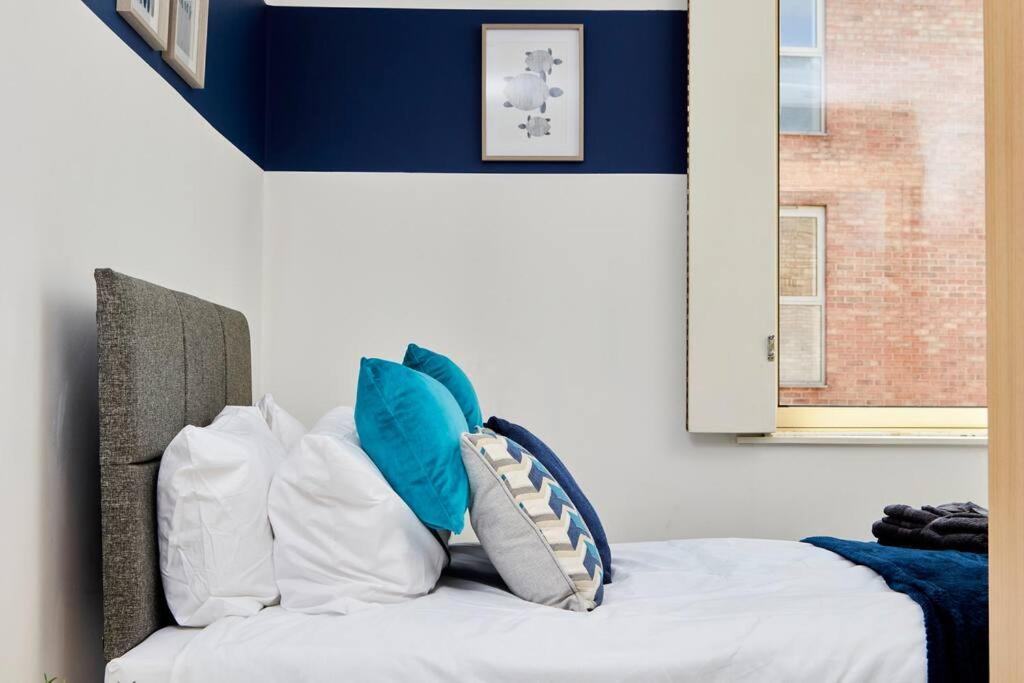 Swanky City Centre Apartment Lincoln Exterior photo