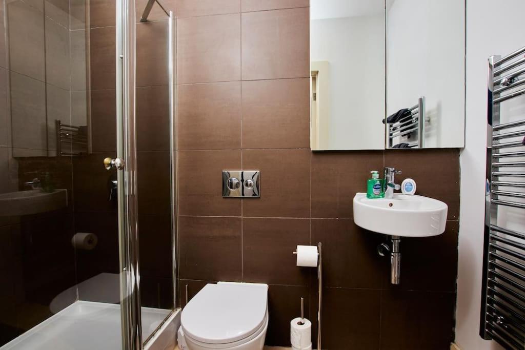 Swanky City Centre Apartment Lincoln Exterior photo