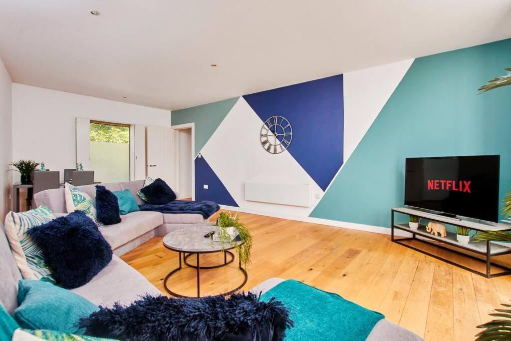 Swanky City Centre Apartment Lincoln Exterior photo